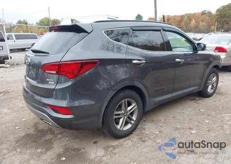 2017 Hyundai Santa Fe Sport 2.4L z USA, uszkodzony, nr VIN 5XYZUDLB8HG383854